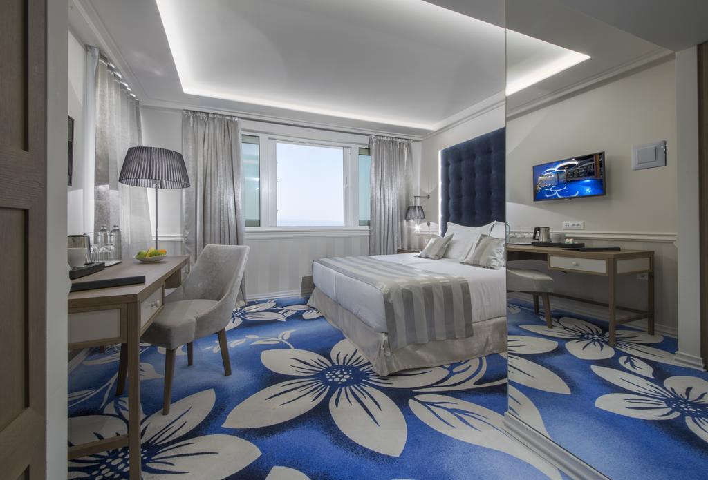 Grand Hotel Slavia - Adults Only Baska Voda Luaran gambar