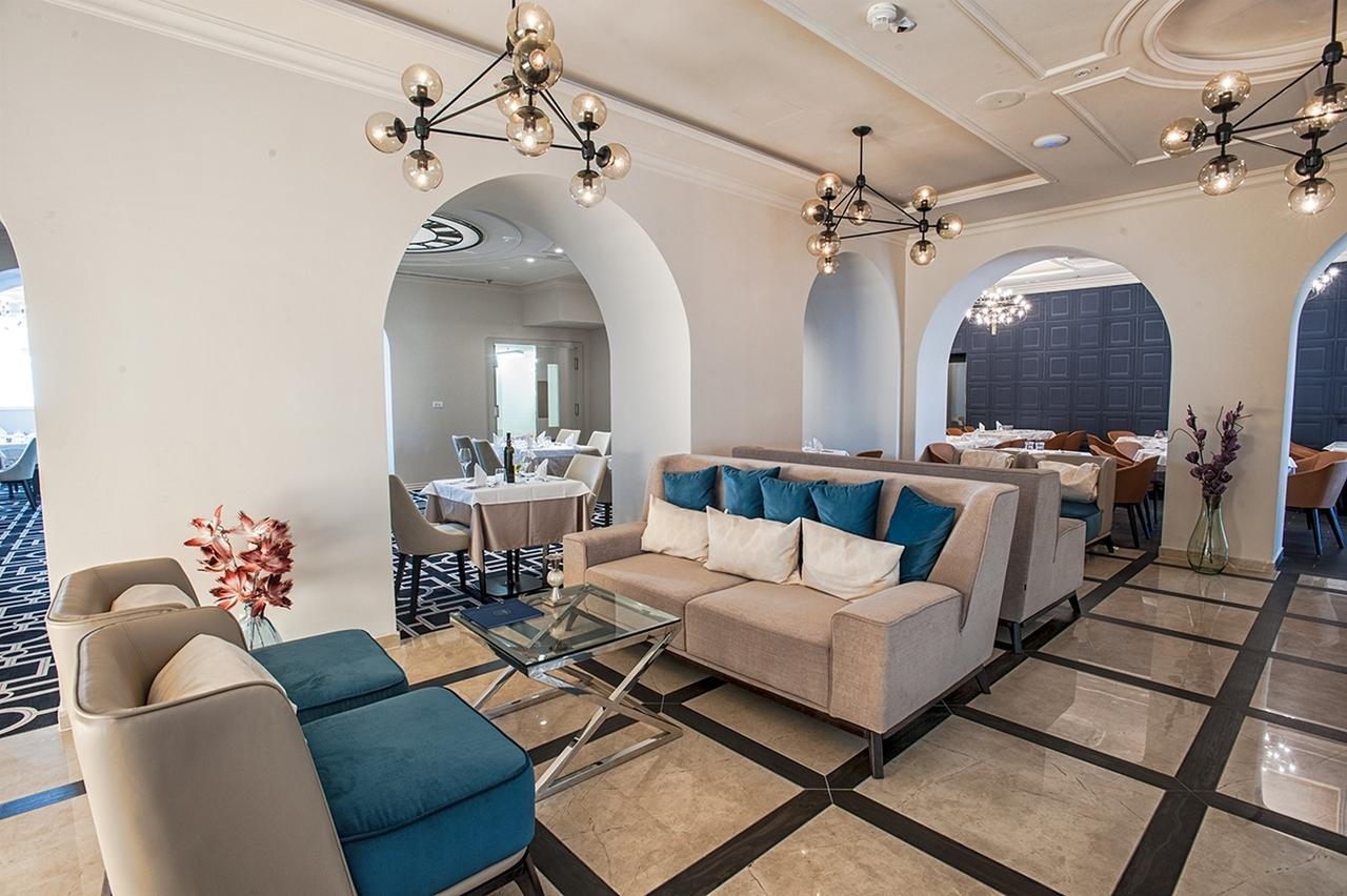 Grand Hotel Slavia - Adults Only Baska Voda Luaran gambar